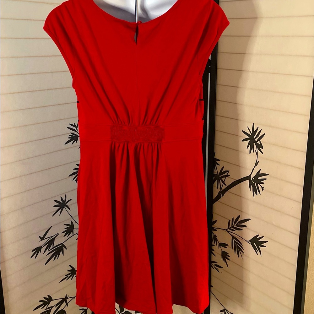 Eshakti retro/vintage/ pin up inspired. Styled like a dress form the 1940’s! - Picture 4 of 9